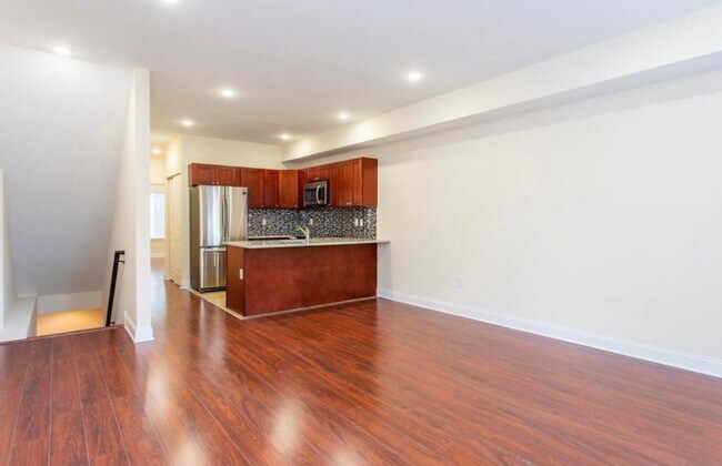 Foto del edificio - 1641 W Stiles St