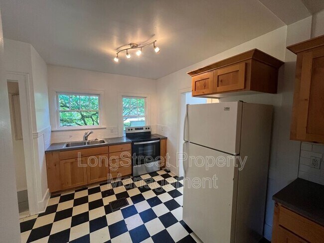 Foto del edificio - 2138 SE Belmont St