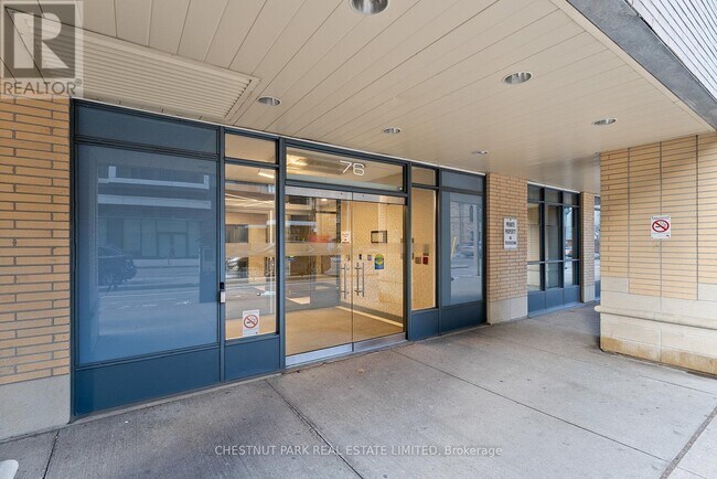 Building Photo - 76 Shuter St