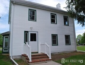 Building Photo - 472 Buckelew Ave