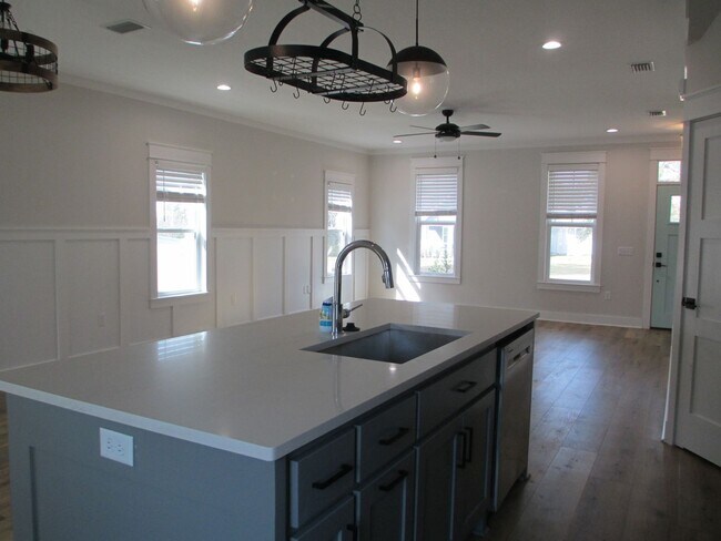 Building Photo - 3925 Indian Springs Rd