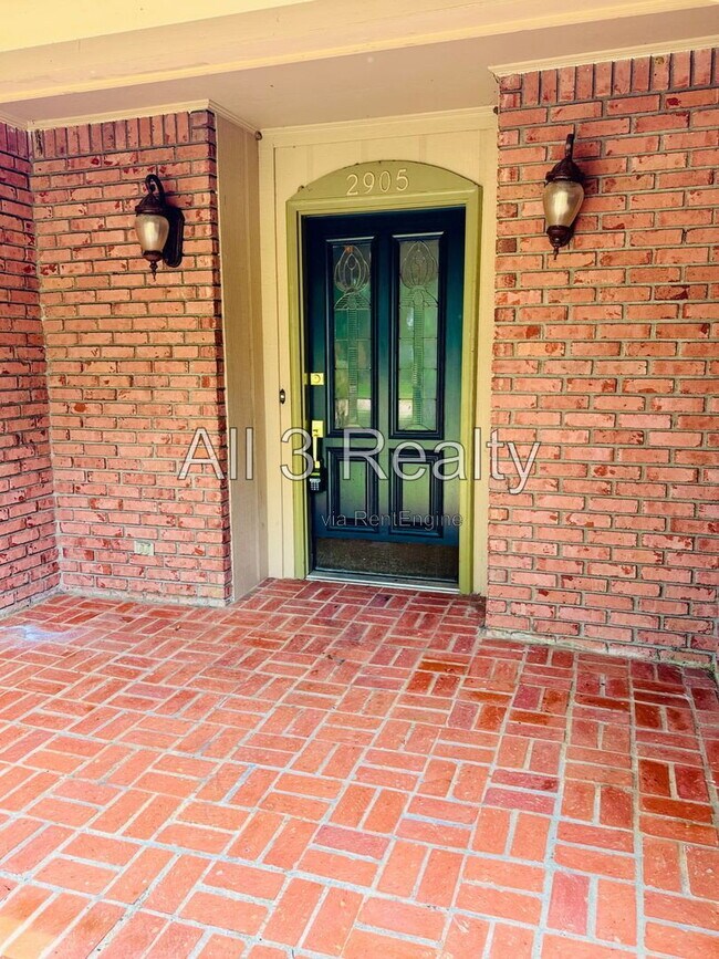 Foto del edificio - 2905 Willow Ln Dr