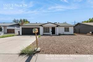 Building Photo - 5503 S Palm Dr