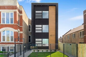 Building Photo - 4817 S Wabash Ave
