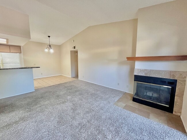 Building Photo - ***Move In Special*** Recently Upgraded Escondido  Condo