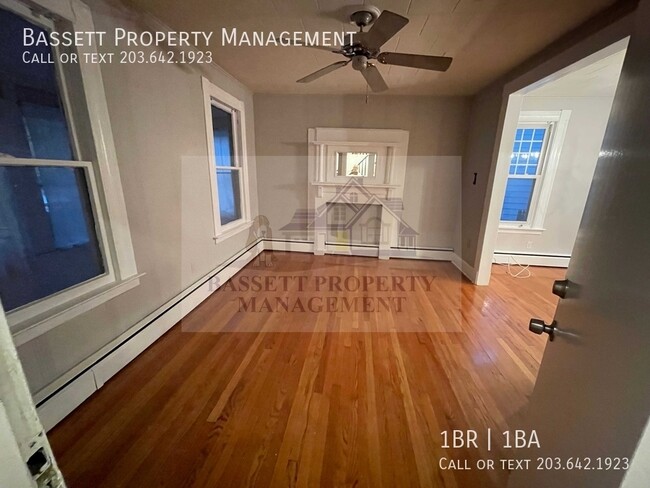 Building Photo - 1602 Whitney Ave