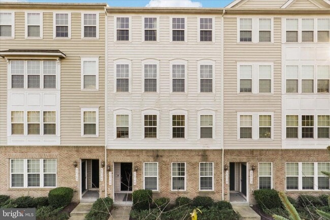 Foto del edificio - 14766 Malloy Ct