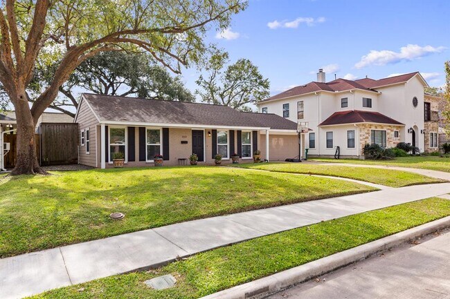 Building Photo - 5513 Pagewood Ln