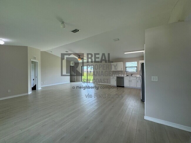 Foto del edificio - 216 Pennfield St