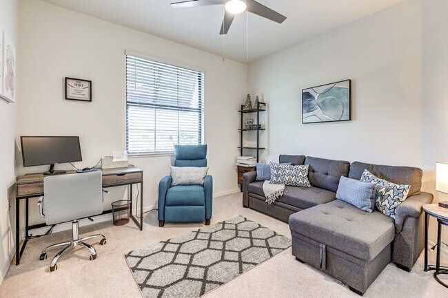 Building Photo - 17902 Gawthrop Dr