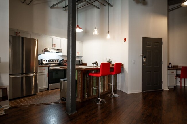 Building Photo - Cotton Exchange #202 - Available Now