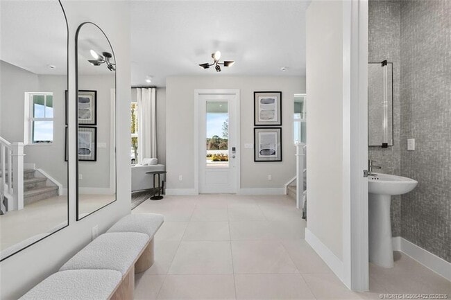 Photo - 823 SW Pr Ave Townhome