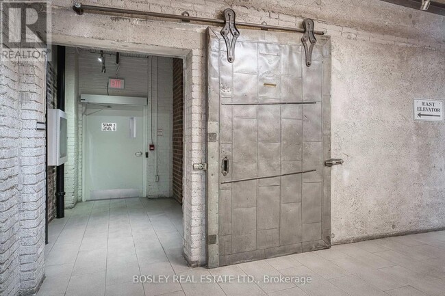 Building Photo - 68 Broadview Ave