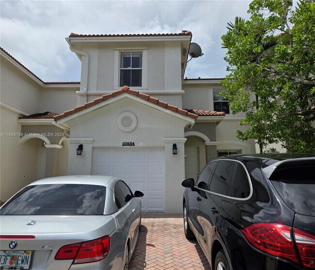 Building Photo - 10934 SW 247th Ter