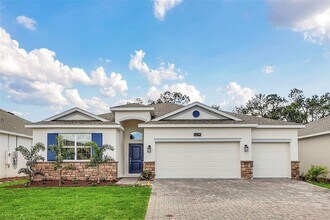 Building Photo - 6306 Lakepine St