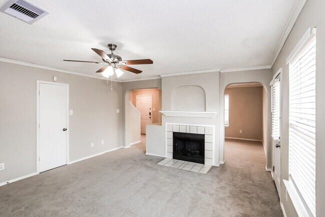 Building Photo - 1387 Javelin Way