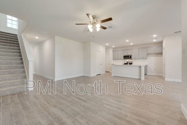 Foto del edificio - 821 Portina Dr