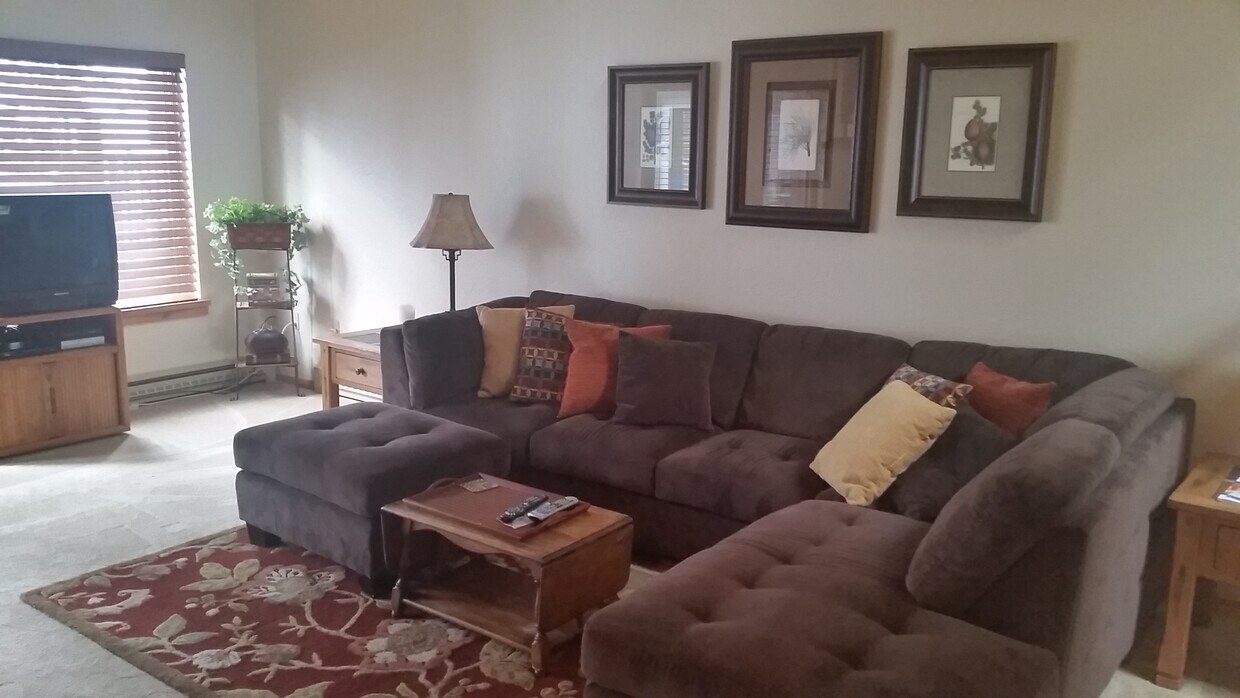 111 Spar Ln, Lakeside, MT 59922 House Rental in Lakeside, MT