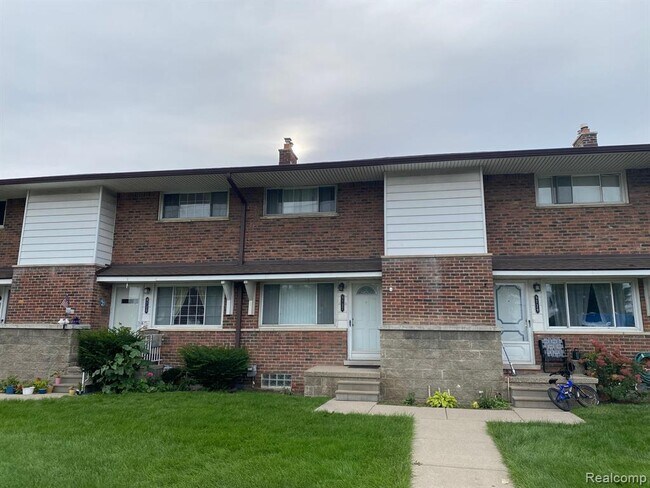 Foto del edificio - 9727 Middlebelt Rd
