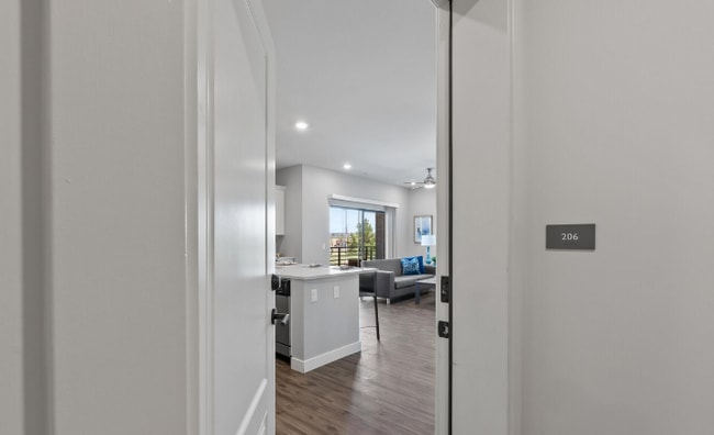 Photo - 475 N 9th St Apartment