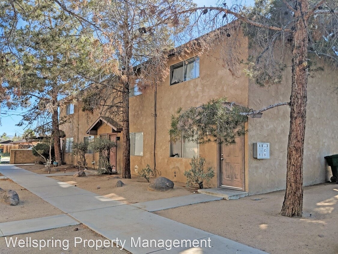 515 E Ridgecrest Blvd, Ridgecrest, CA 93555 Room for Rent in