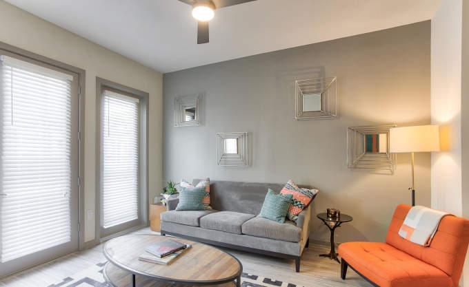 Foto principal - 1 bedroom in Dallas TX 75209