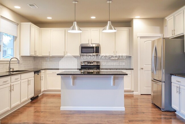 Foto del edificio - 451 SW 111th St