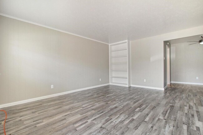 Foto del edificio - 1212 Hampshire Ln
