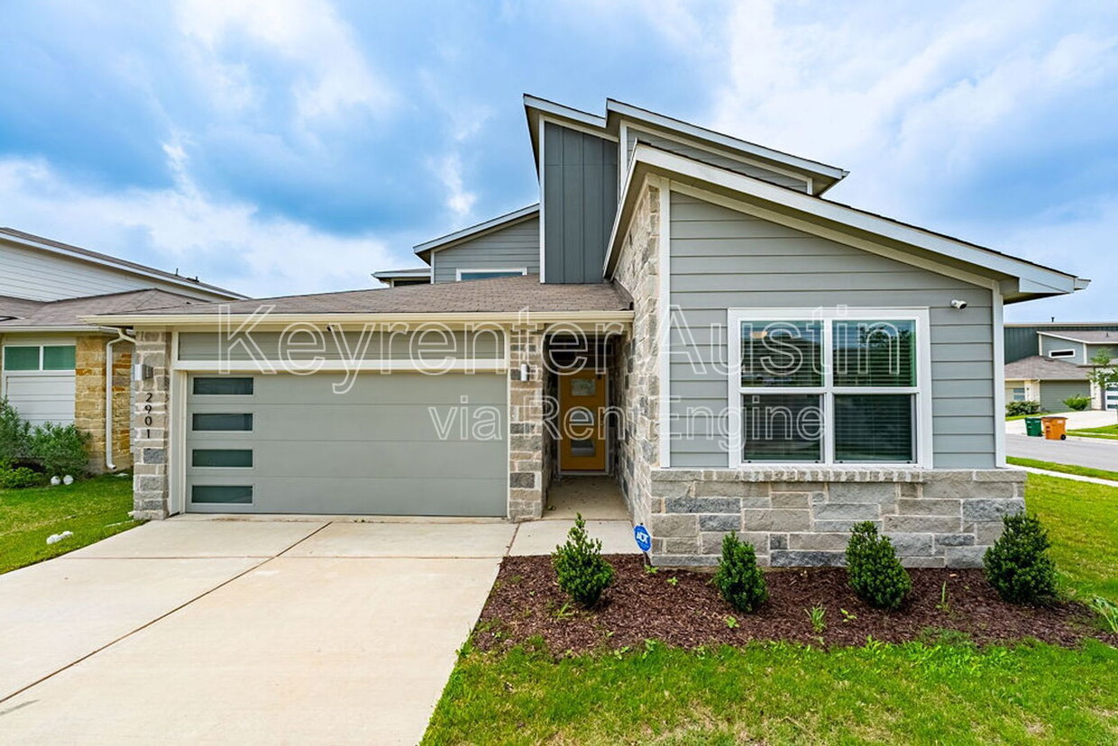 Primary Photo - 2901 Louris Ln