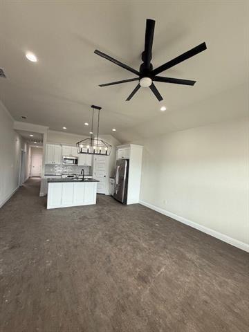 Foto del edificio - 6984 Nitin Way