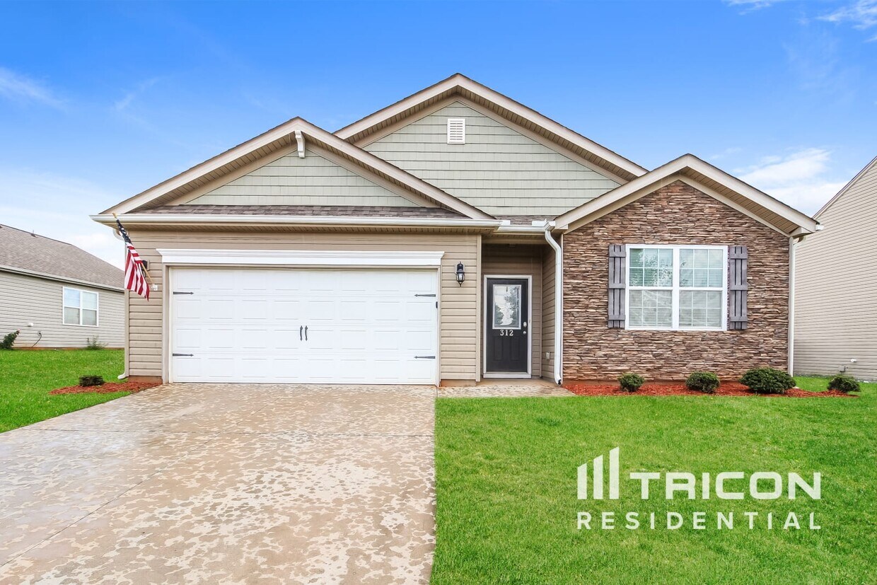 Foto principal - 312 New Spring Ln