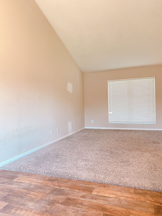 Foto del edificio - Beautiful 3 bed 2 bath house $1995, Glenmo...