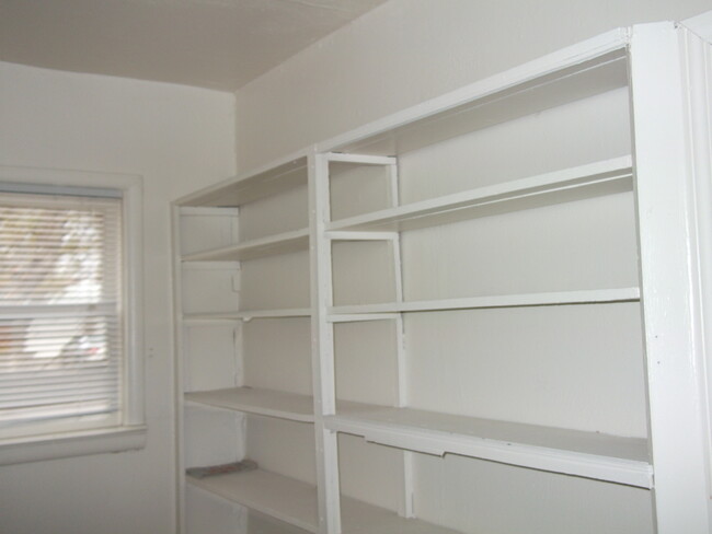 Foto del edificio - NICE PET FRIENDLY 2 BEDROOM HOME IN LAUREL!!!