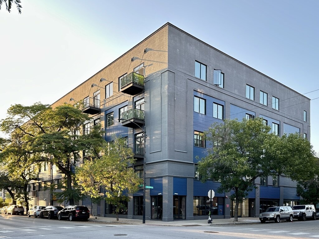 Foto principal - 2550 S Wabash Ave