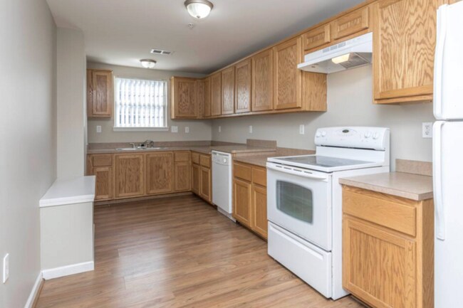 Foto del edificio - Towne Center Flats - 14206 Webster Dr.