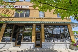 Building Photo - 6400 W Raven St