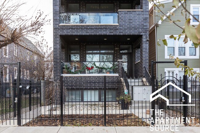 Foto del edificio - 1812 N Sawyer Ave