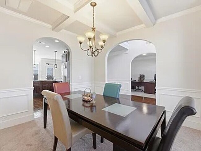 Foto del edificio - 8 Hillfoots Ct