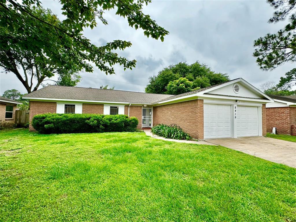 Foto principal - 8419 Neff St