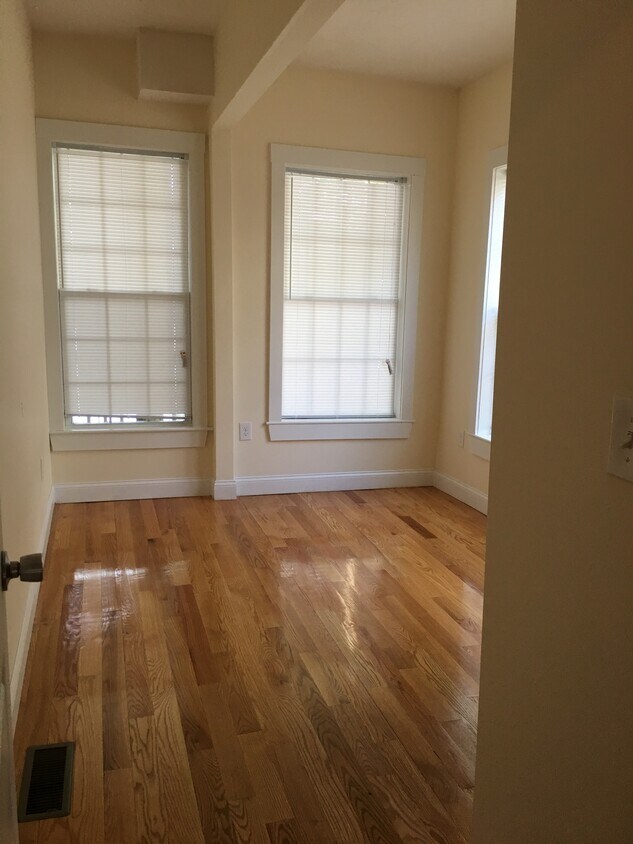 Foto del edificio - 423 Pawtucket St