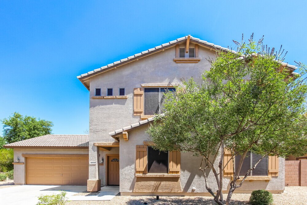 Foto principal - 8944 W Grovers Ave