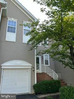 Foto principal - 15 Stafford Dr