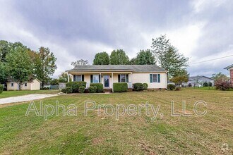 Building Photo - 208 Roscoe Dr