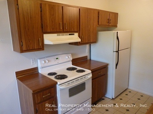 Foto del edificio - Nice 3 BR / 2 BA Home In Royal Manor Villas
