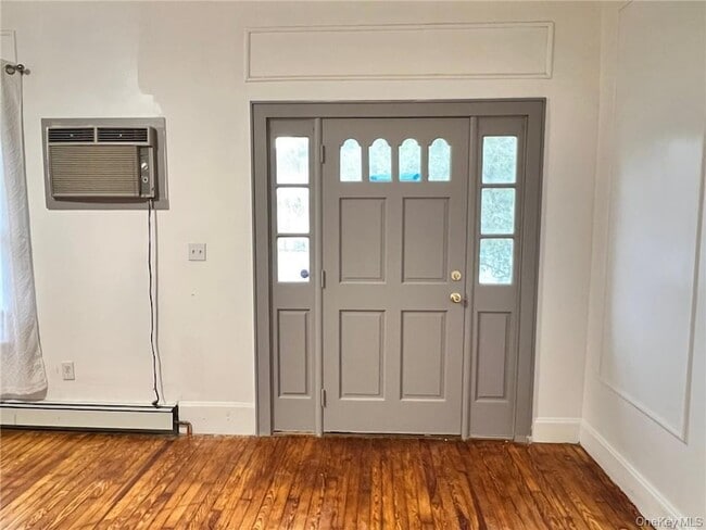 Foto del edificio - 65 Monhagen Ave