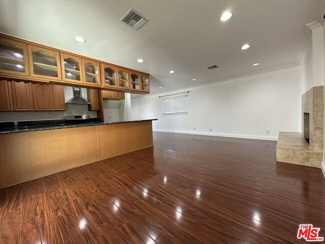 Building Photo - 7924 Peachtree Ave