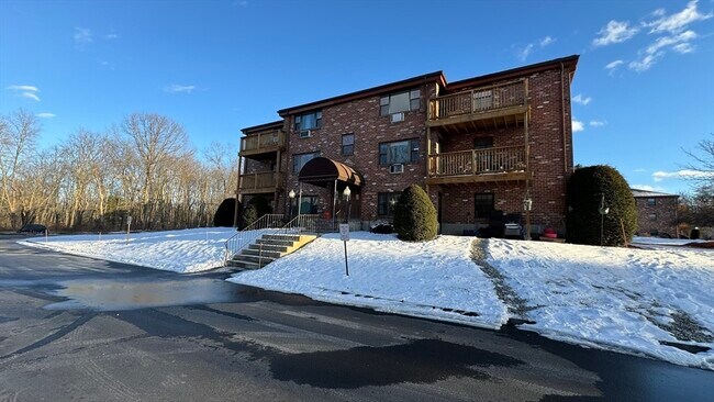 Foto del edificio - 14a Mayberry Dr