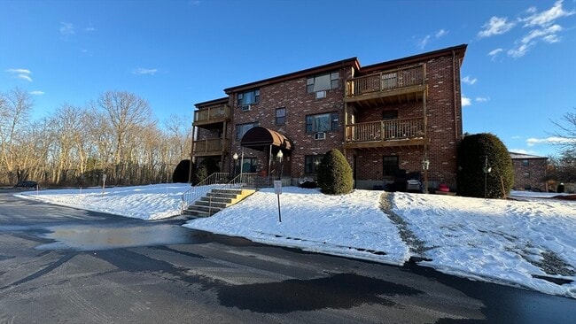 Building Photo - 14a Mayberry Dr