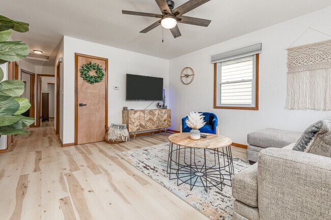 Foto del edificio - 3330 N 11th St