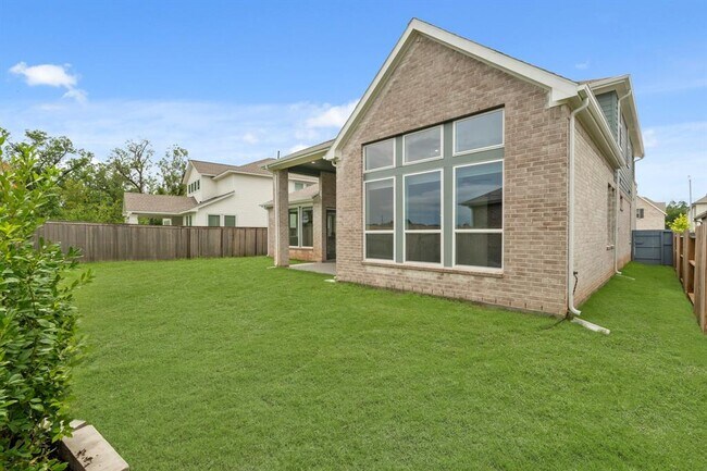 Building Photo - 32707 Fly Fish Wy